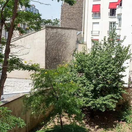 Hostnfly - Nice Apt In The Batignolles District Parigi